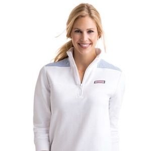 Women’s M  VINEYARD VINES seersucker quarter zip